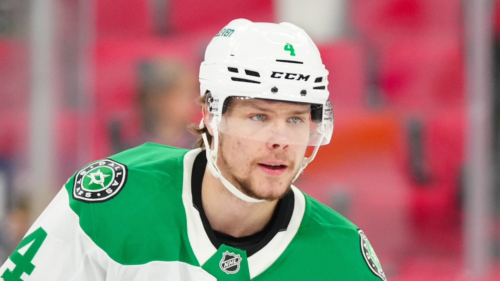 Stars lose key defender to lower-body injury