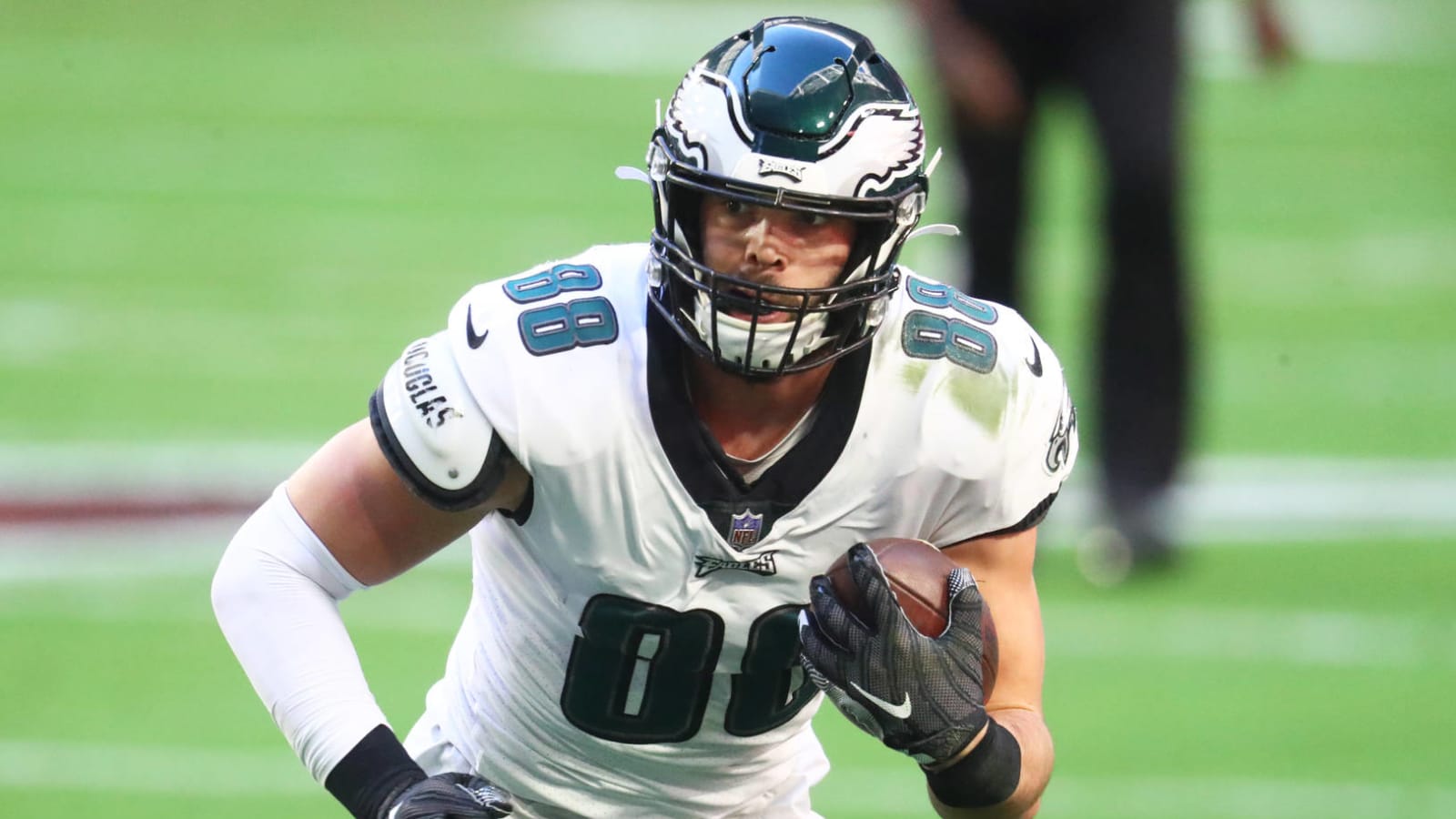 Eagles activate TE Dallas Goedert from COVID-19 list