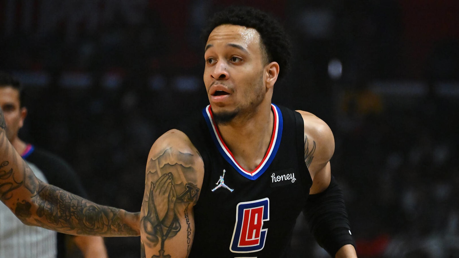 Clippers convert Amir Coffey, make other moves