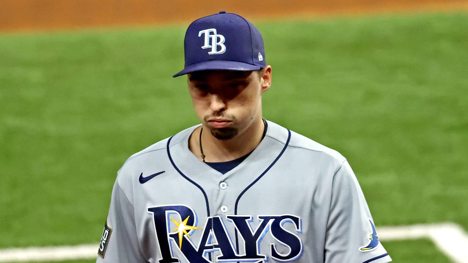 Blake Snell has great reaction to Wendy's ruthlessly roasting Rays