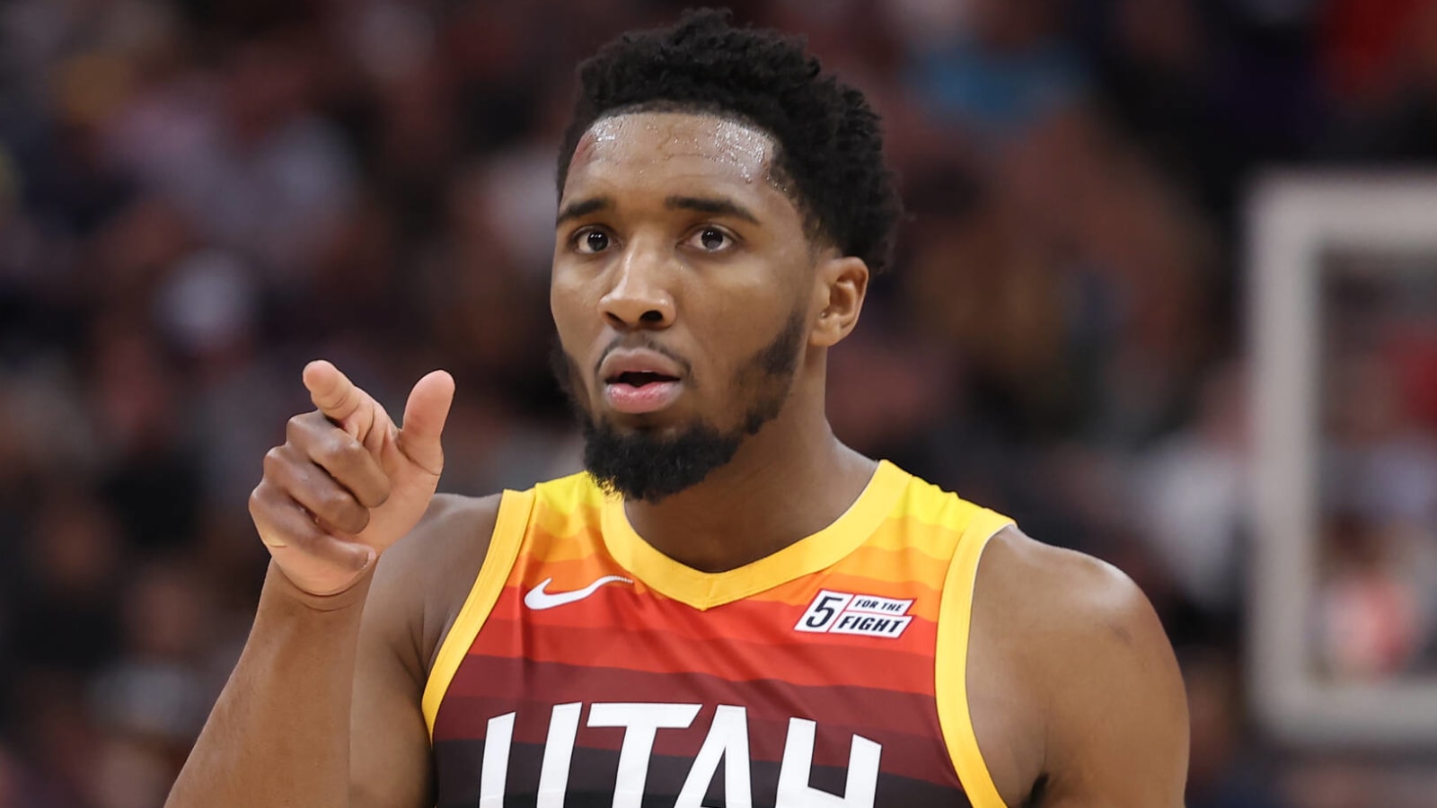 Report: Jazz, Knicks discussing Donovan Mitchell trade