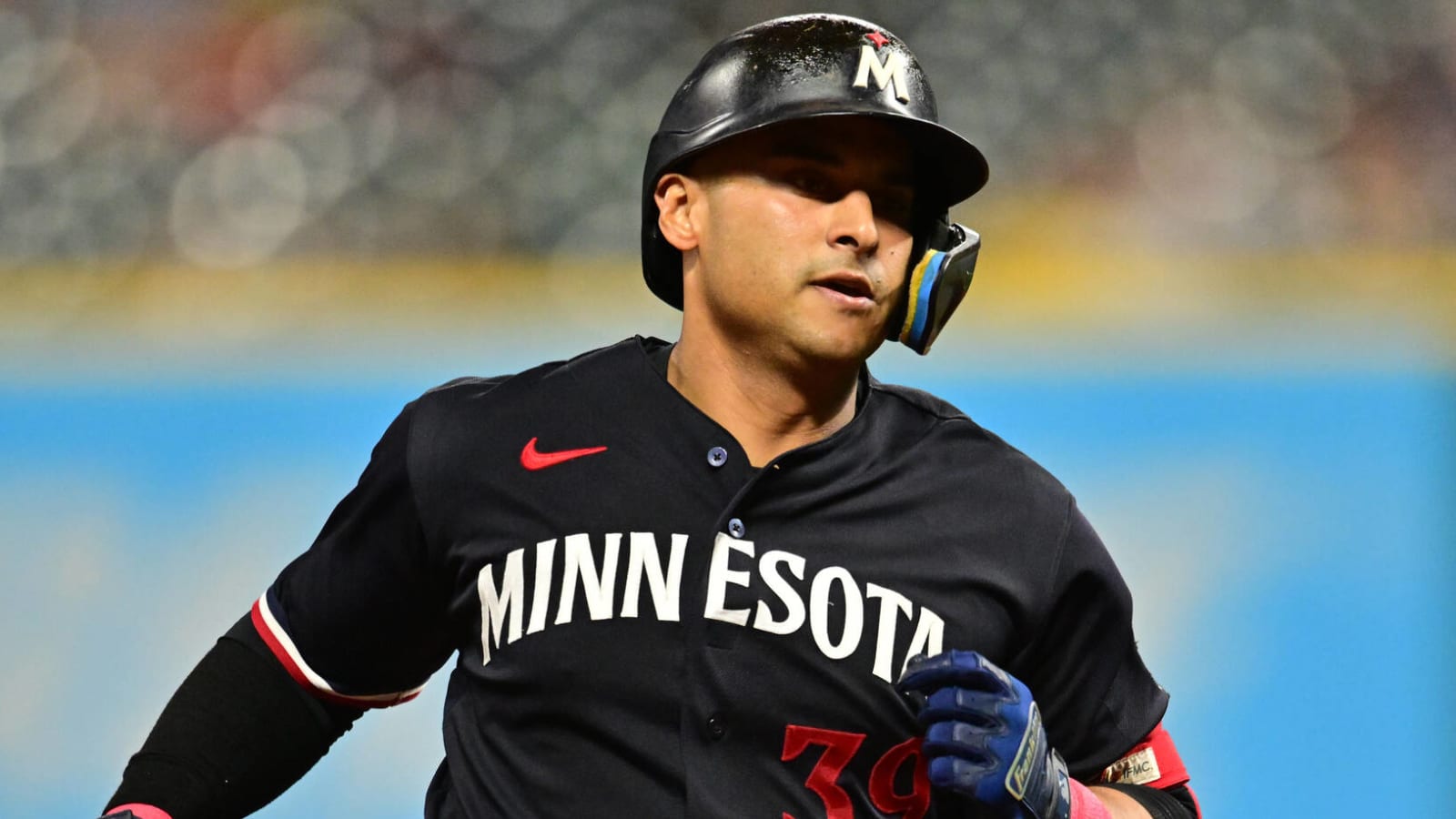 Red Sox reportedly evaluating trade market to add infielder depth