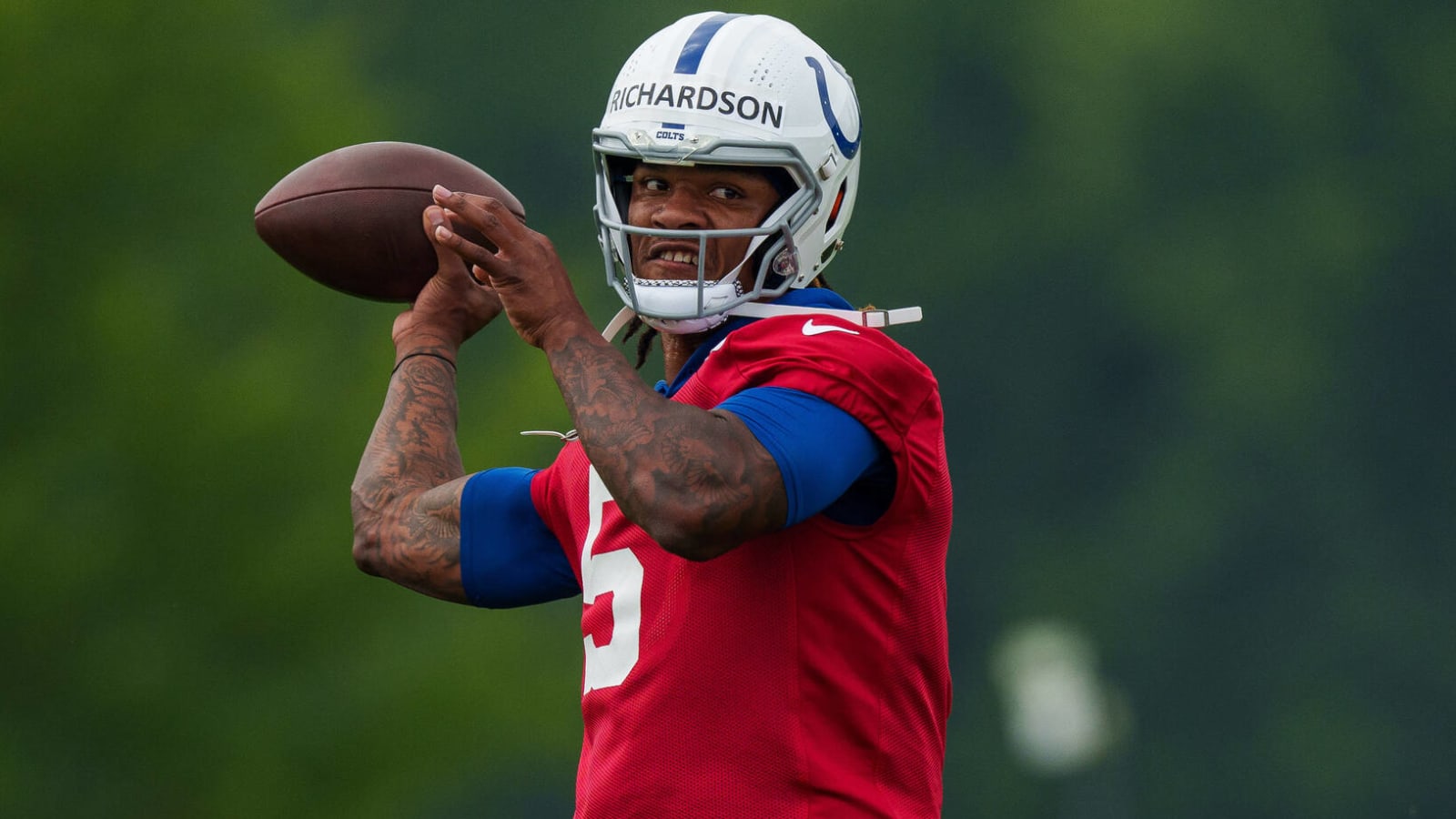 Notorious draft bust explains why Colts need plan for rookie QB