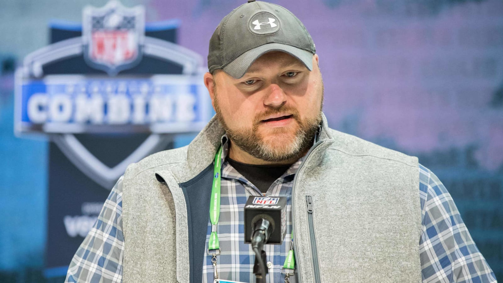 Jets GM Joe Douglas providing generous tips to food workers during COVID-19 pandemic