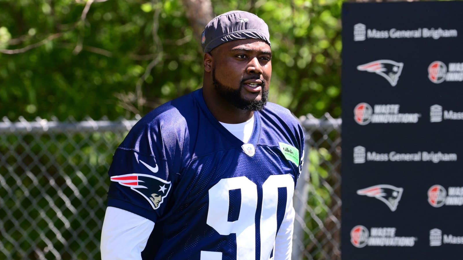 Patriots' Christian Barmore diagnosed with blood clots