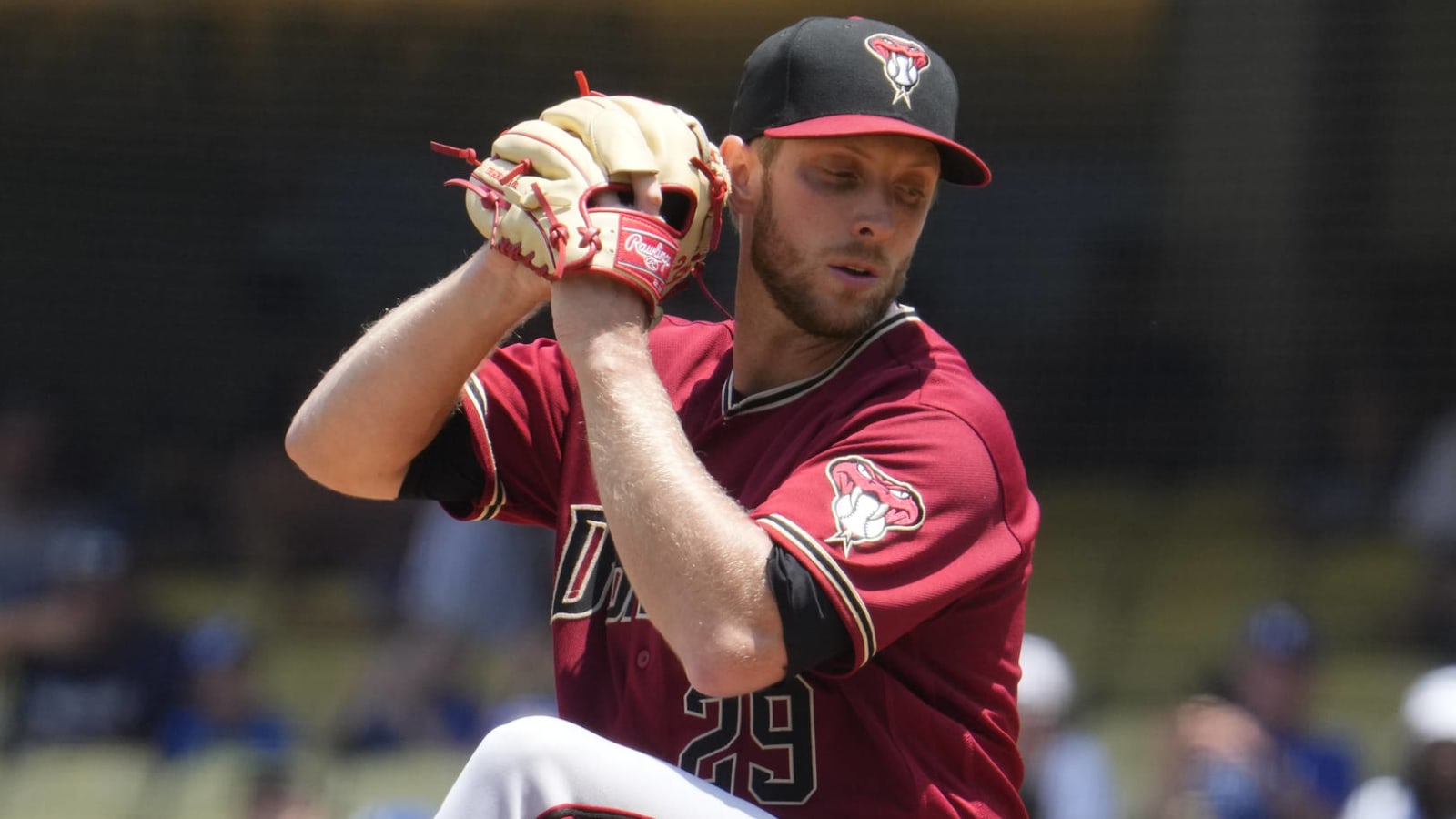 D-backs' Merrill Kelly tests positive for COVID-19