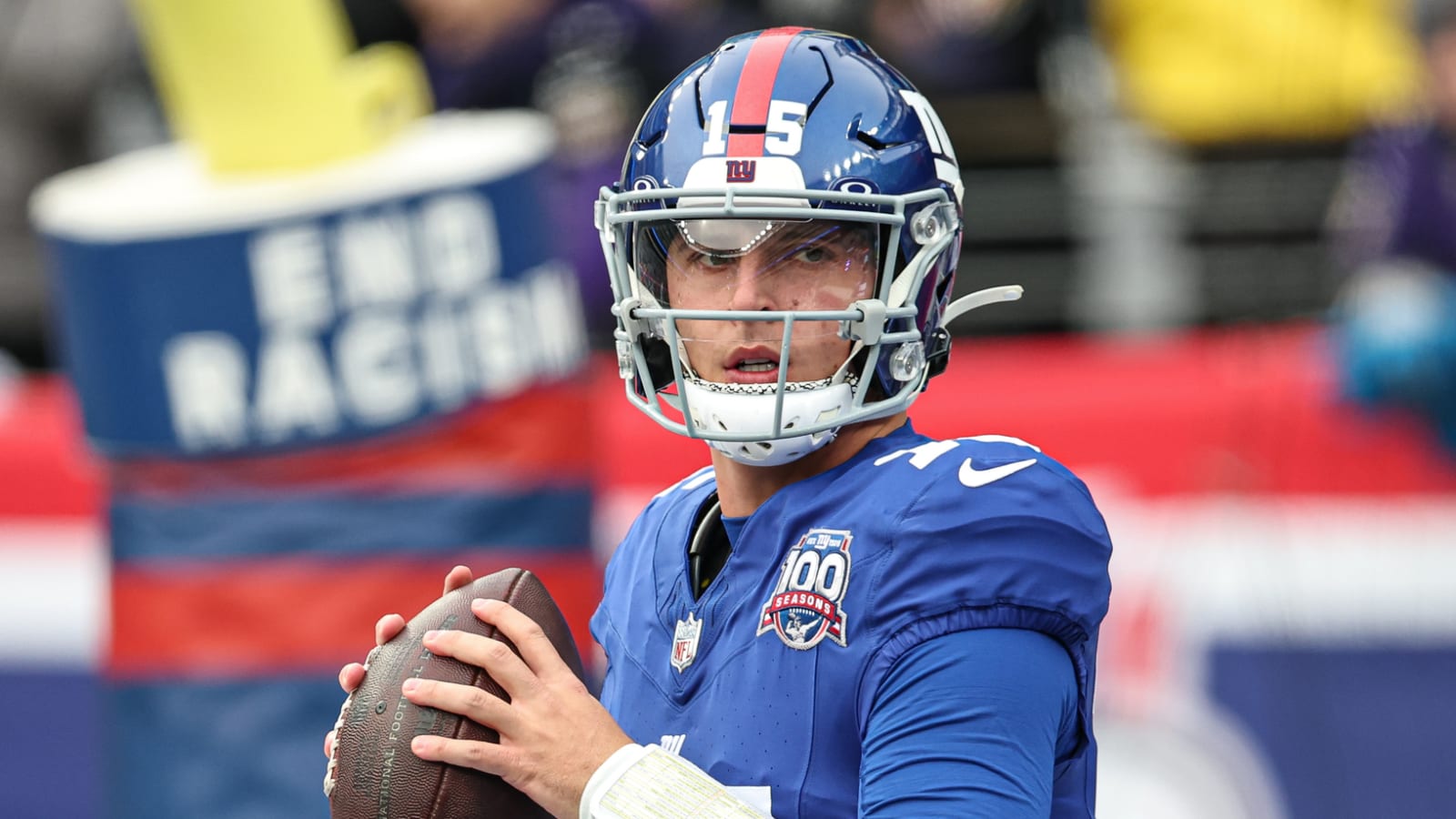 Giants extend P Jamie Gillan, re-sign Tommy DeVito