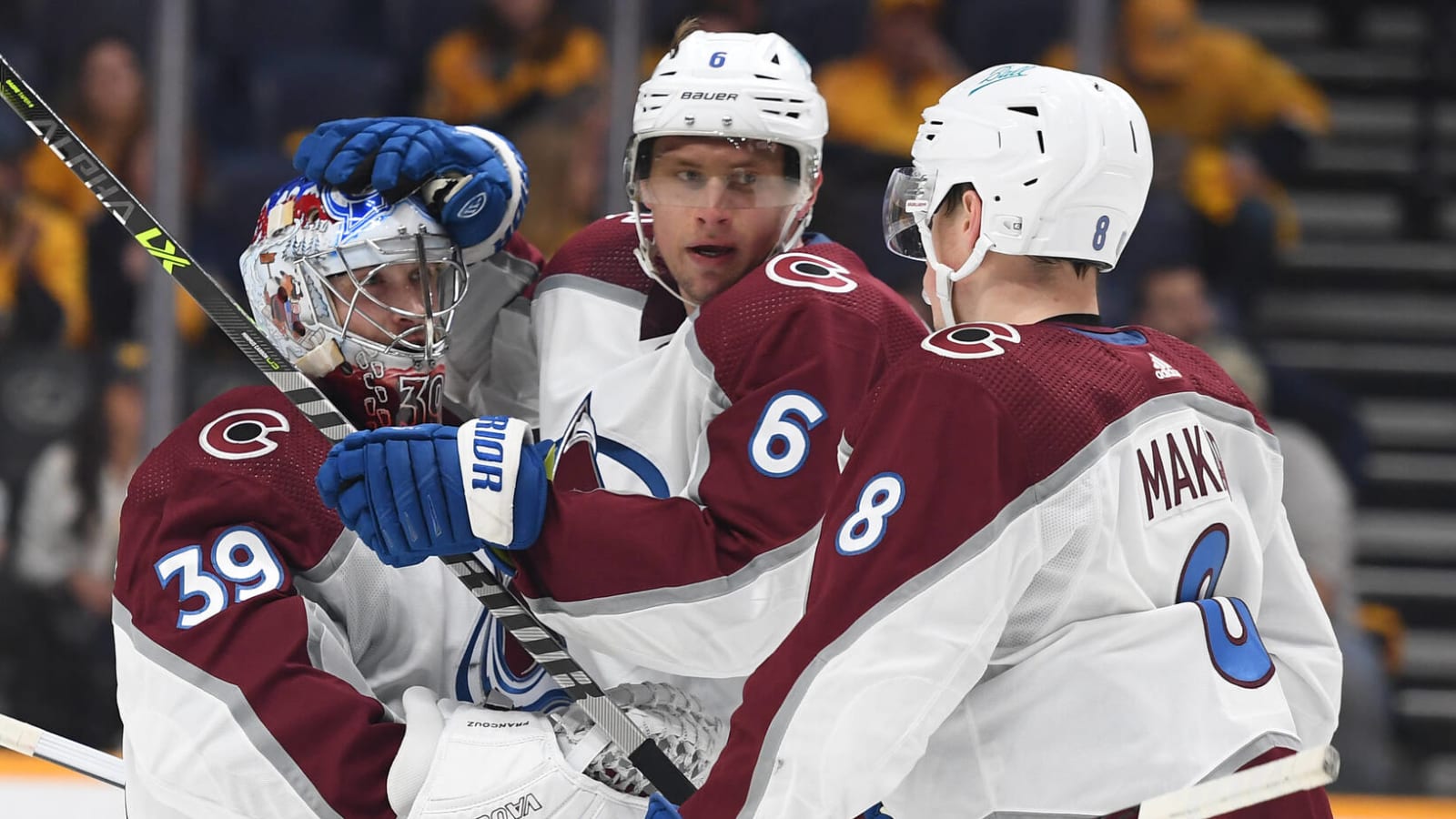 Avs' power play dominates Preds; Pens blow 4-1 lead but hang on for win