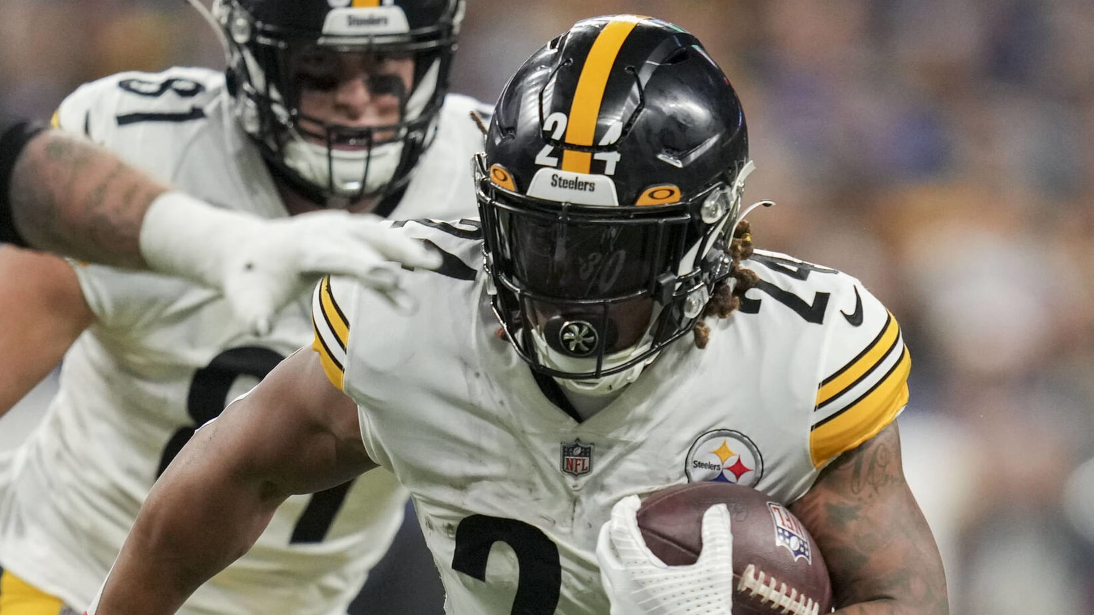 Lions Sign former Steelers Running Back