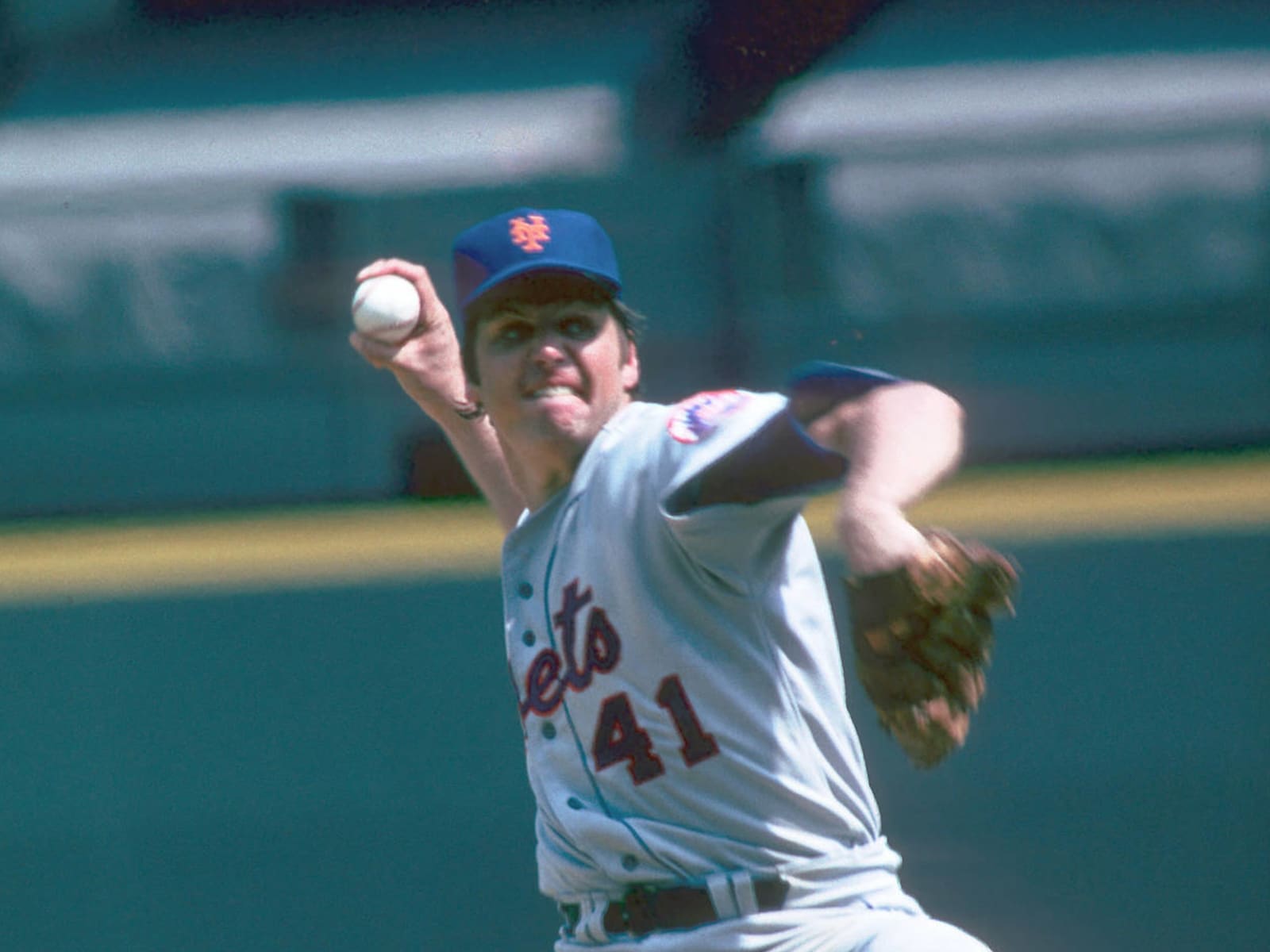 Tom Seaver, Mets legend and Baseball Hall of Famer, dies at age 75