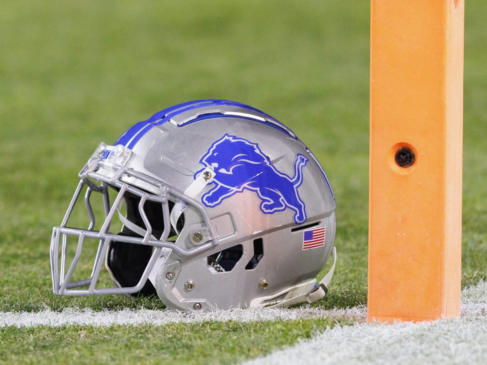 Detroit Lions season tickets sell out; waiting list now in the works