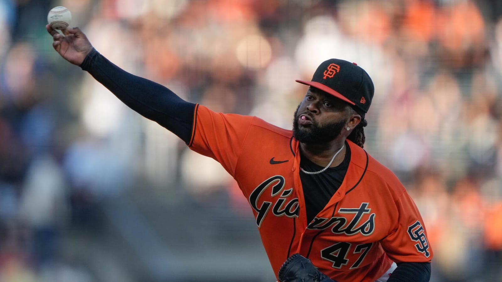 Twins interested in two-time All-Star righty Johnny Cueto