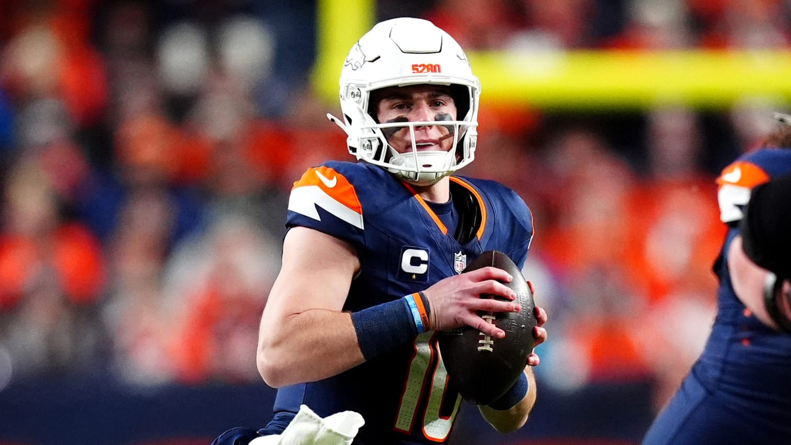 Watch: Broncos, Browns trade haymakers with deep TD passes
