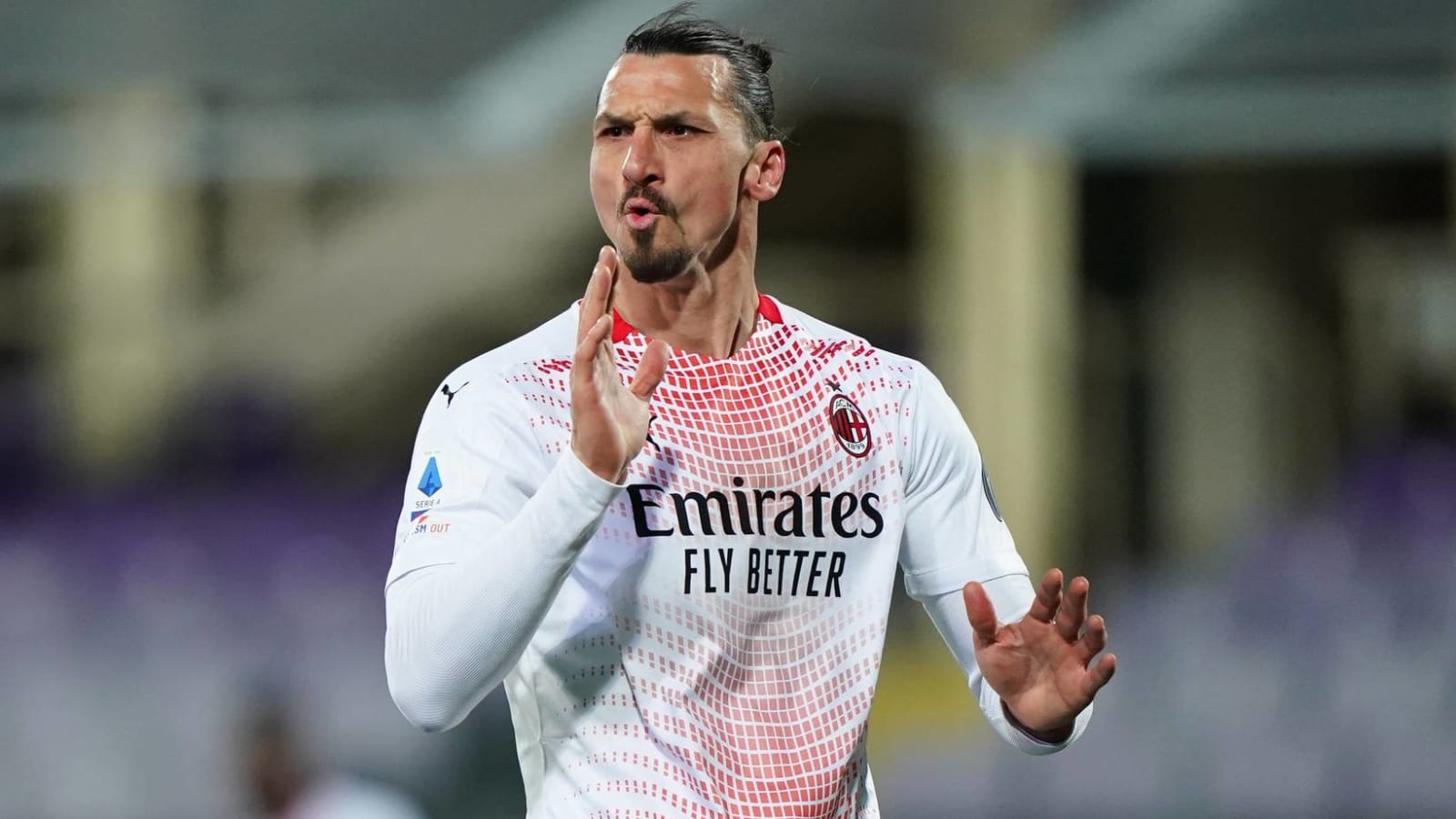 Ibrahimovic tearful upon return to Sweden team