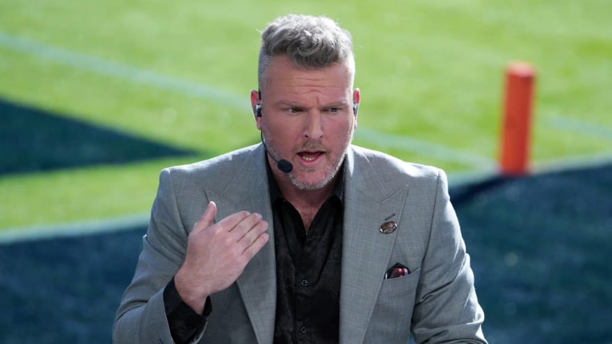 Pat McAfee seemingly unsure about deal with 'College GameDay'