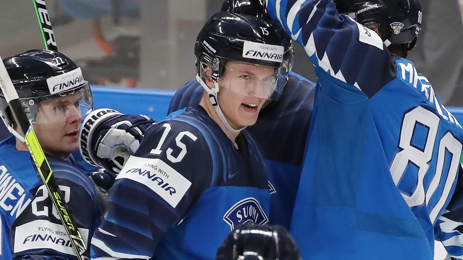 Panthers sign first-round pick Anton Lundell