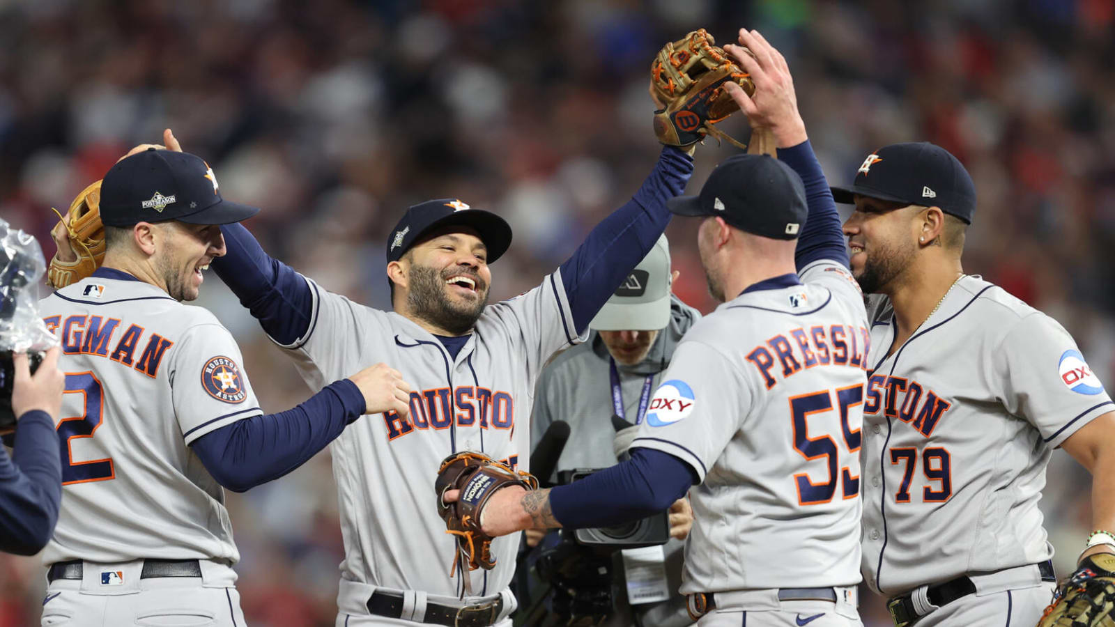 Astros reach ALCS, set stage for all-Texas series