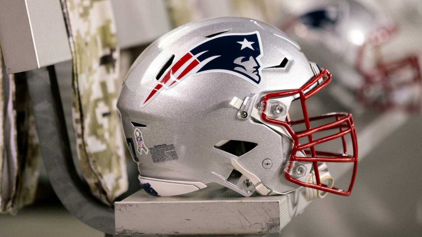 Patriots reportedly haven't received a 'serious' offer for No. 3 pick