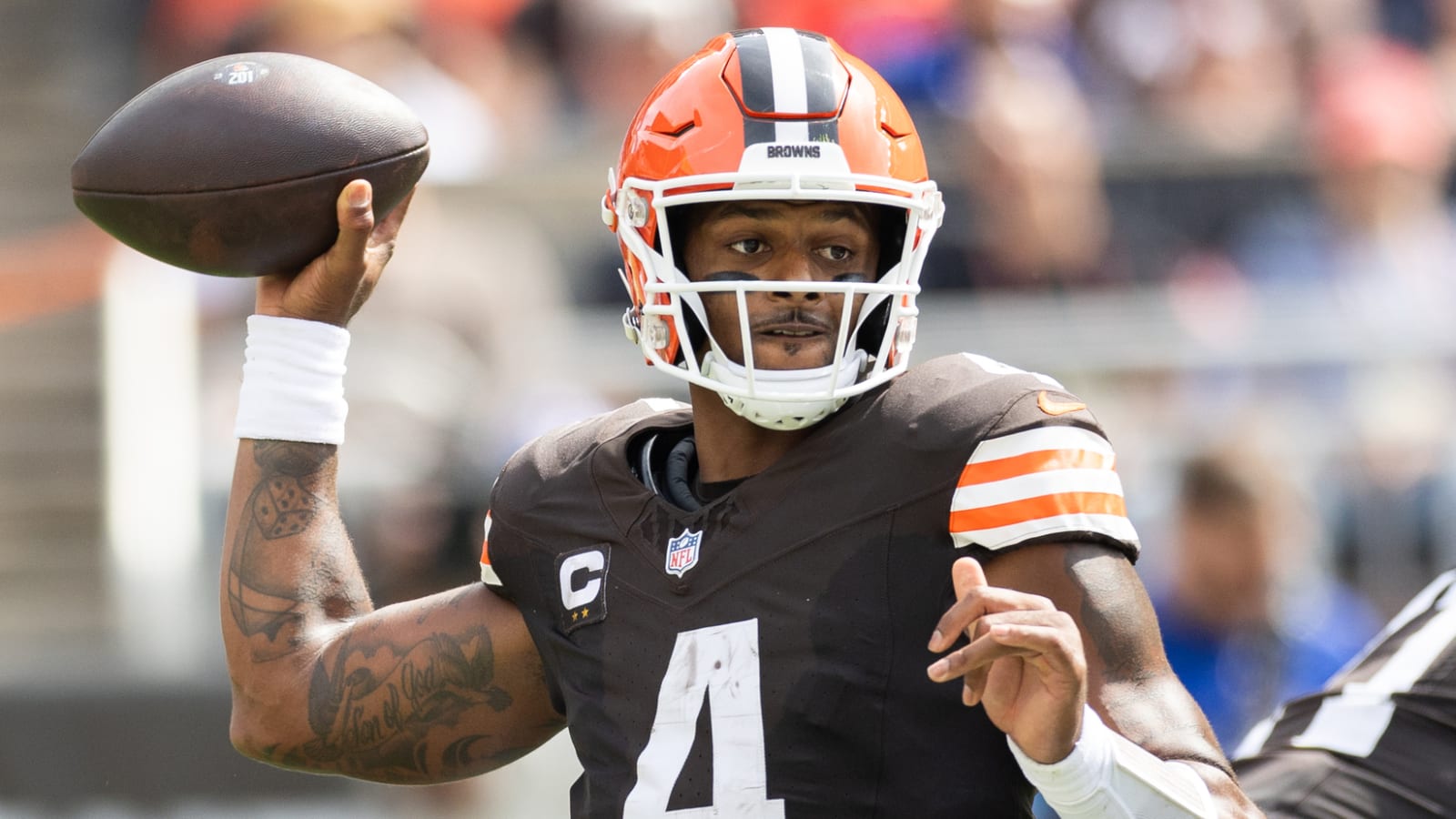 Browns' Watson, agent seem to respond to comment from owner