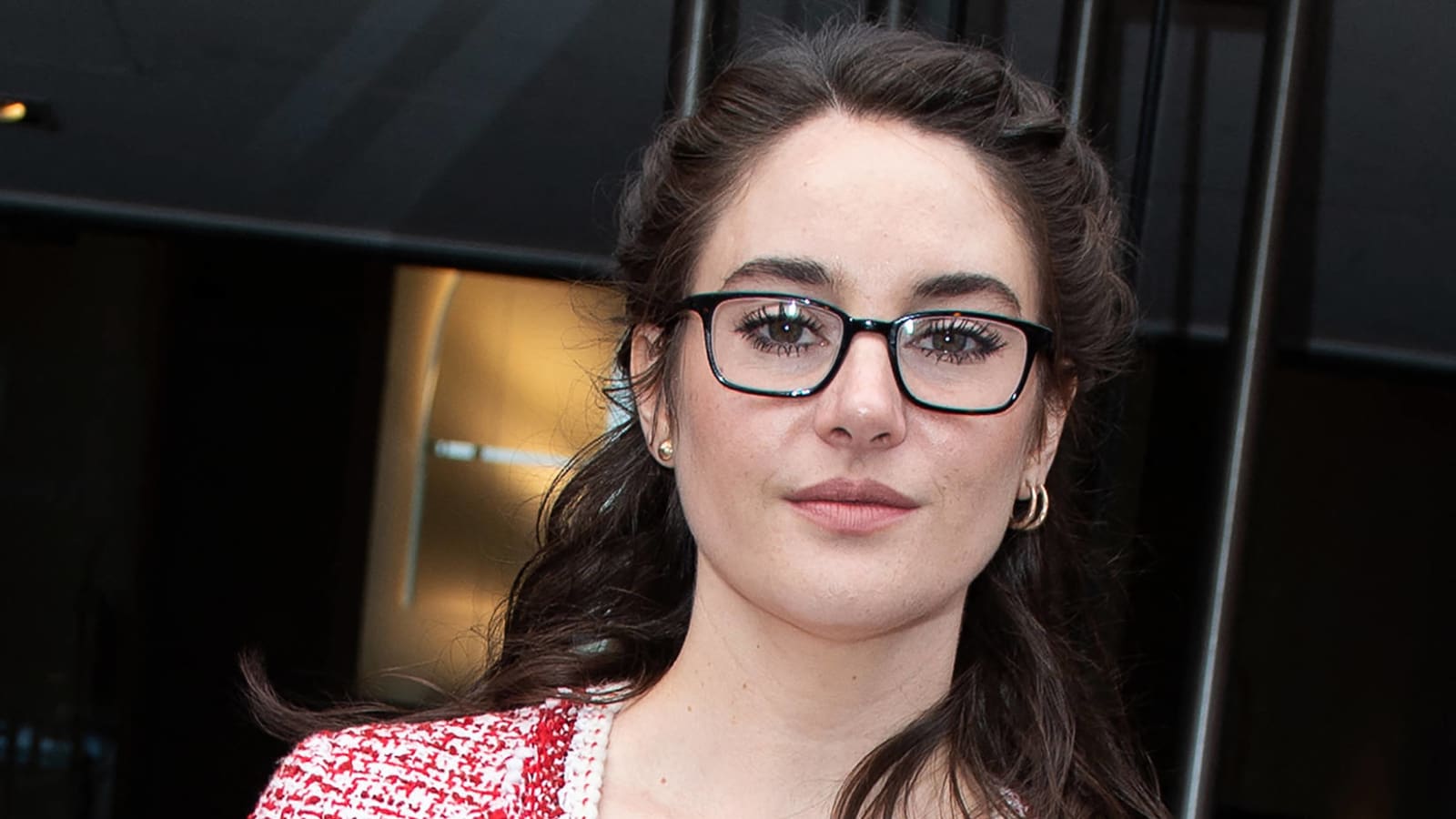 Shailene Woodley calls out false Aaron Rodgers paparazzi pics