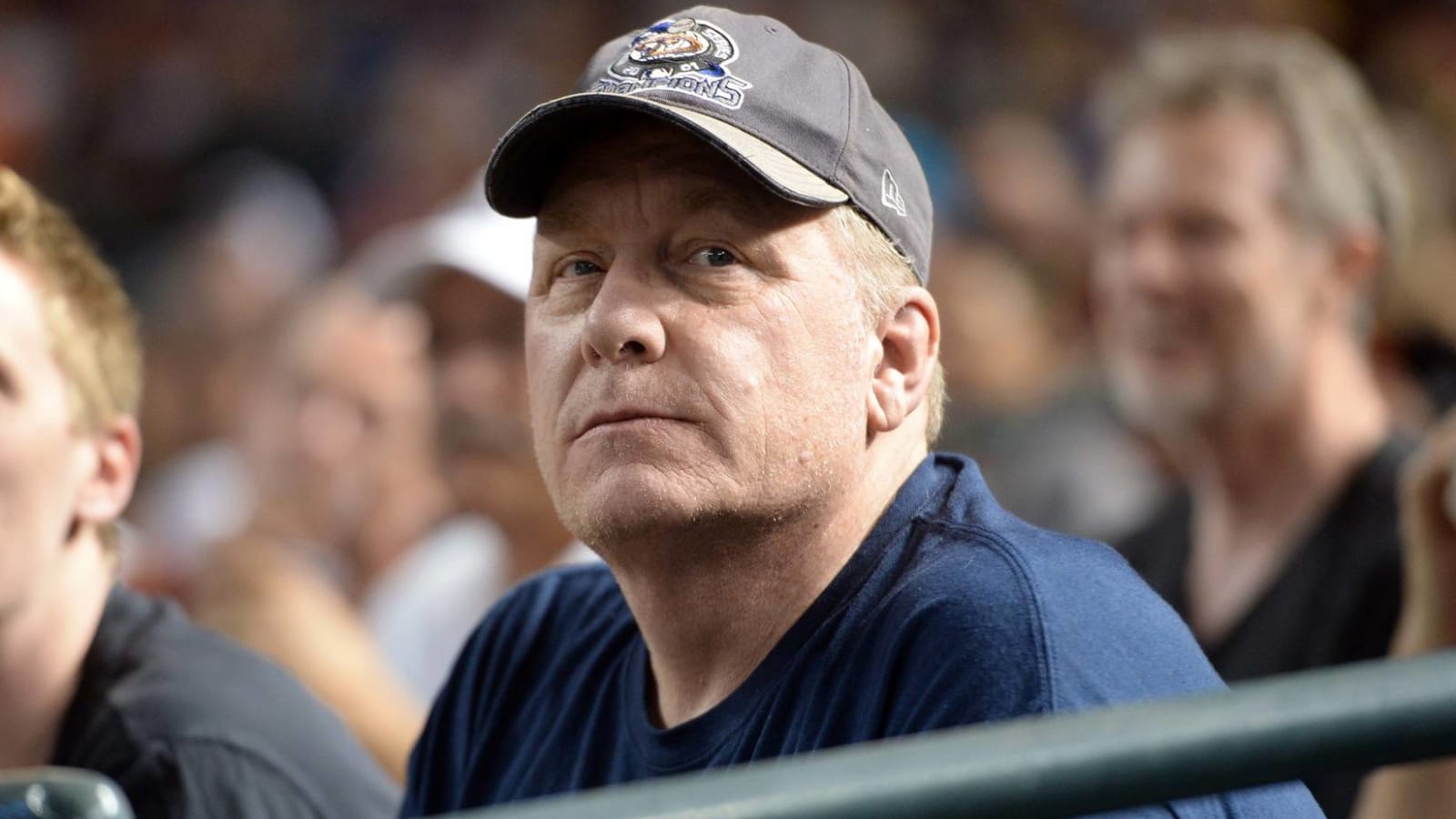 Dueling aces: Curt Schilling unloads on David Wells over tweet