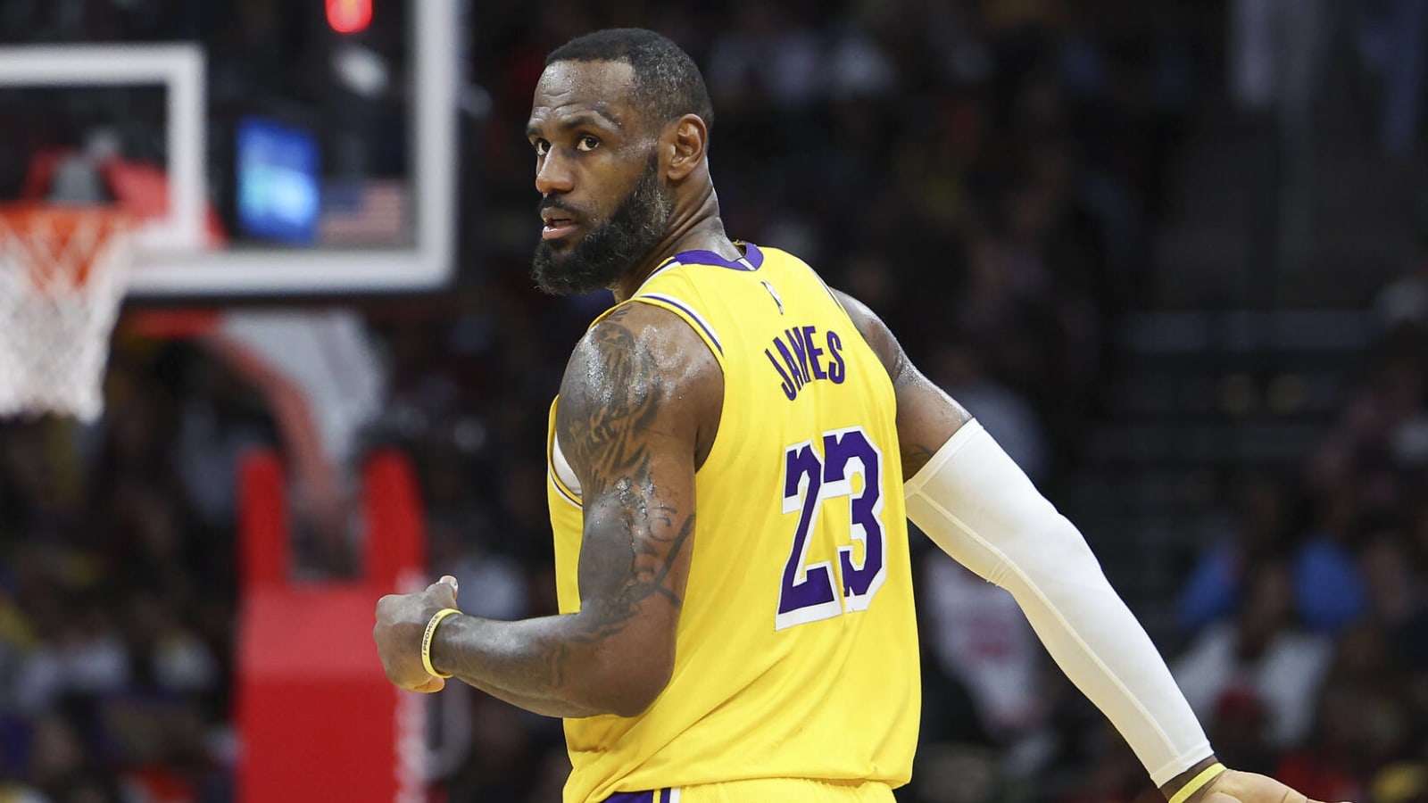 Stephen A. Smith makes proposal to LeBron James