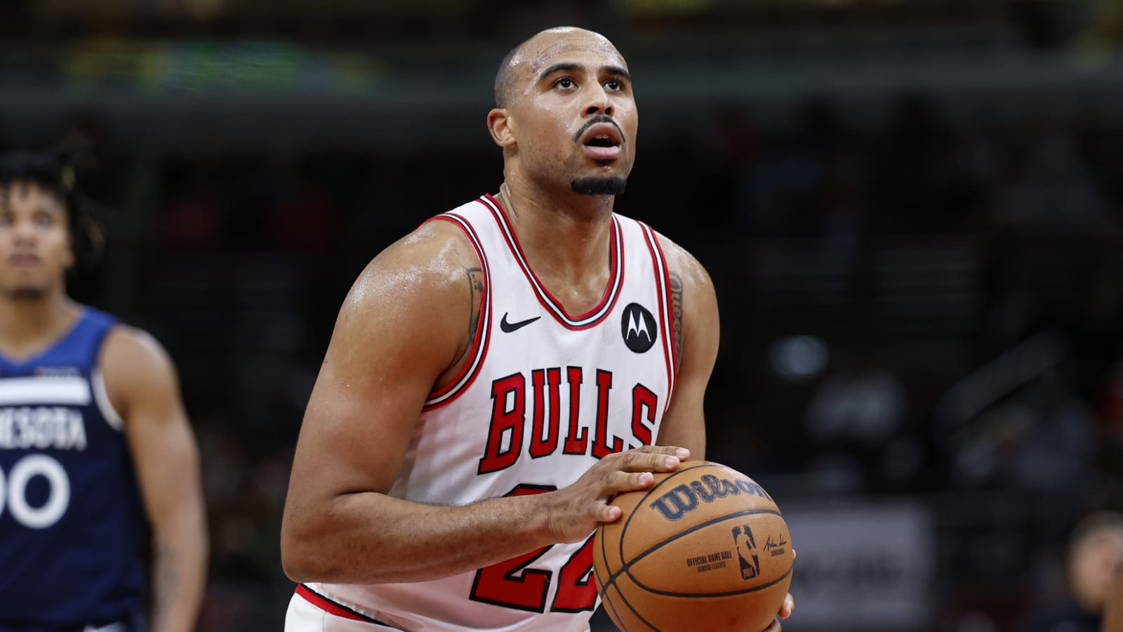 Former Laker Secures Final Roster Spot with the Chicago Bulls