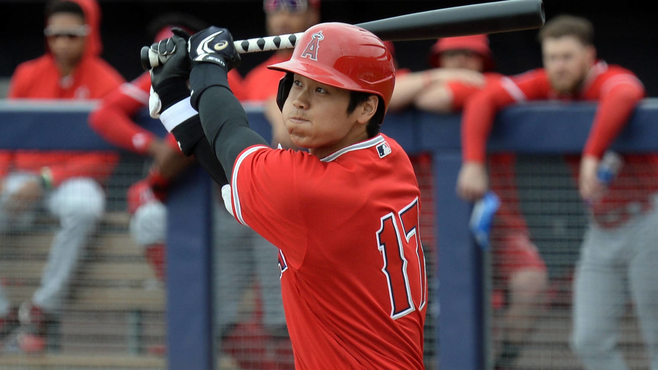 Shohei Ohtani Shows Off Impressive Strength, Dead-lifts 495 lbs in