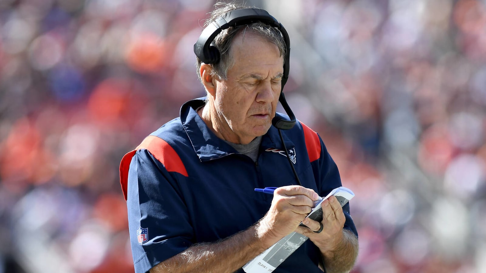 Belichick won't say if Jones, Zappe will start vs. Bears