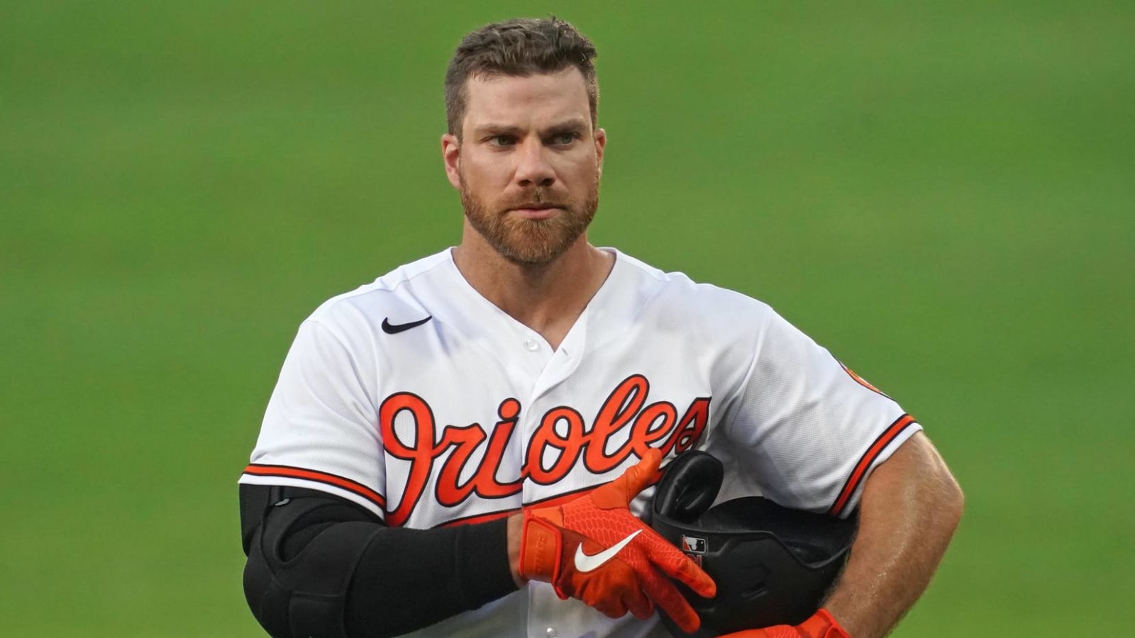 Orioles place Chris Davis on 60-day IL with back strain