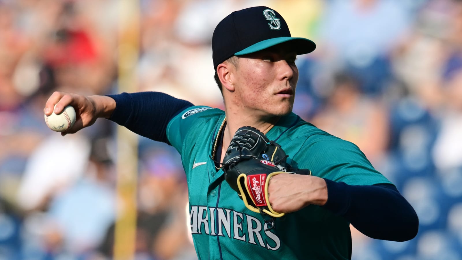 Mariners place Bryan Woo on 15-day IL with hamstring strain
