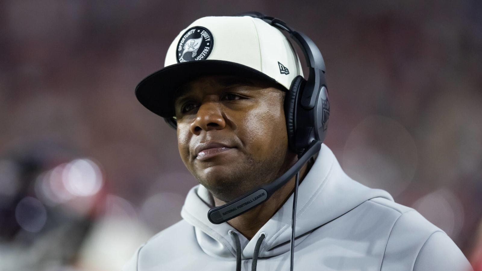 Buccaneers co-owner defends fired OC Byron Leftwich