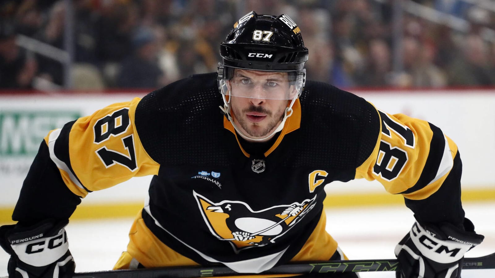 Crosby Ties Phil Esposito with 1,590 Points All-Time