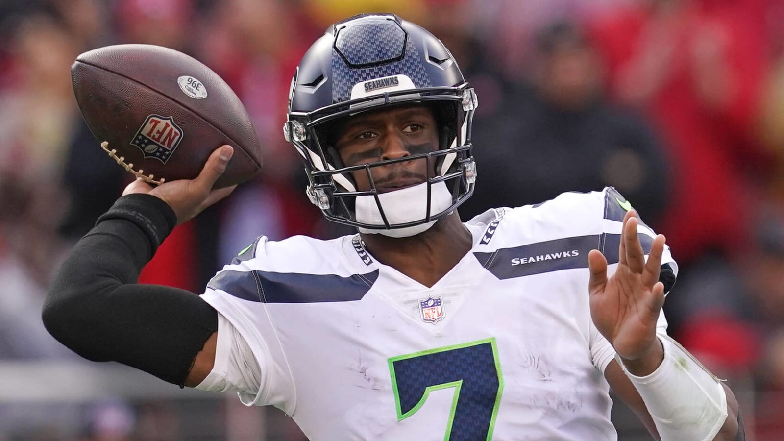 Seahawks GM comments on negotiations with QB Geno Smith