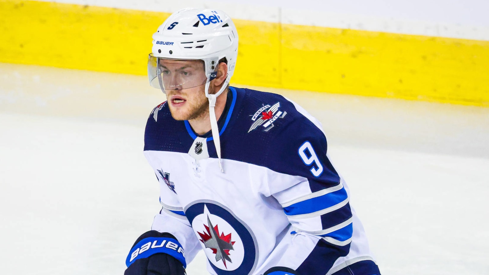 Andrew Copp signs one-year, $3.64M deal with Jets