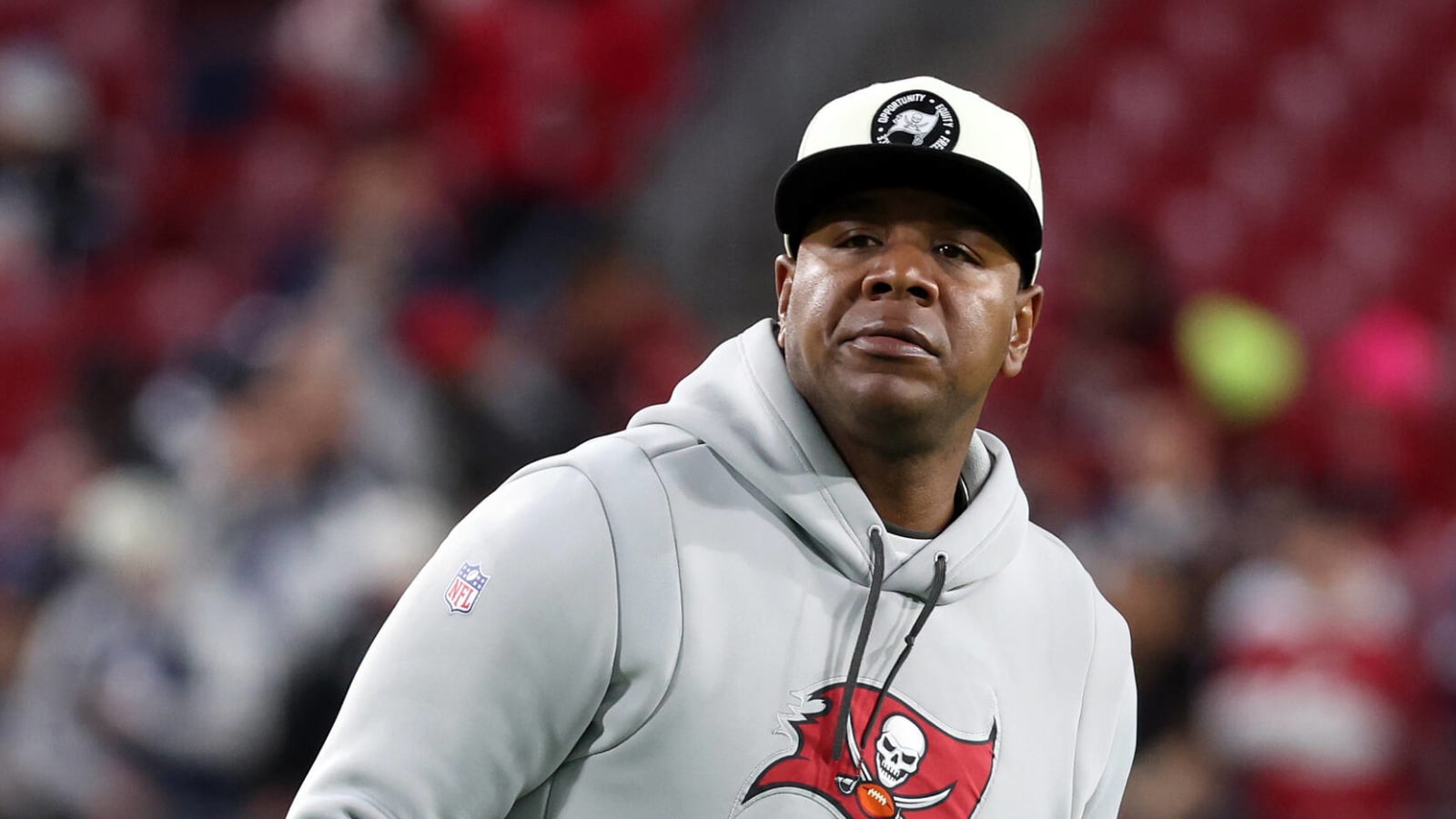 Former Steelers Players Advocate for Byron Leftwich as Next OC