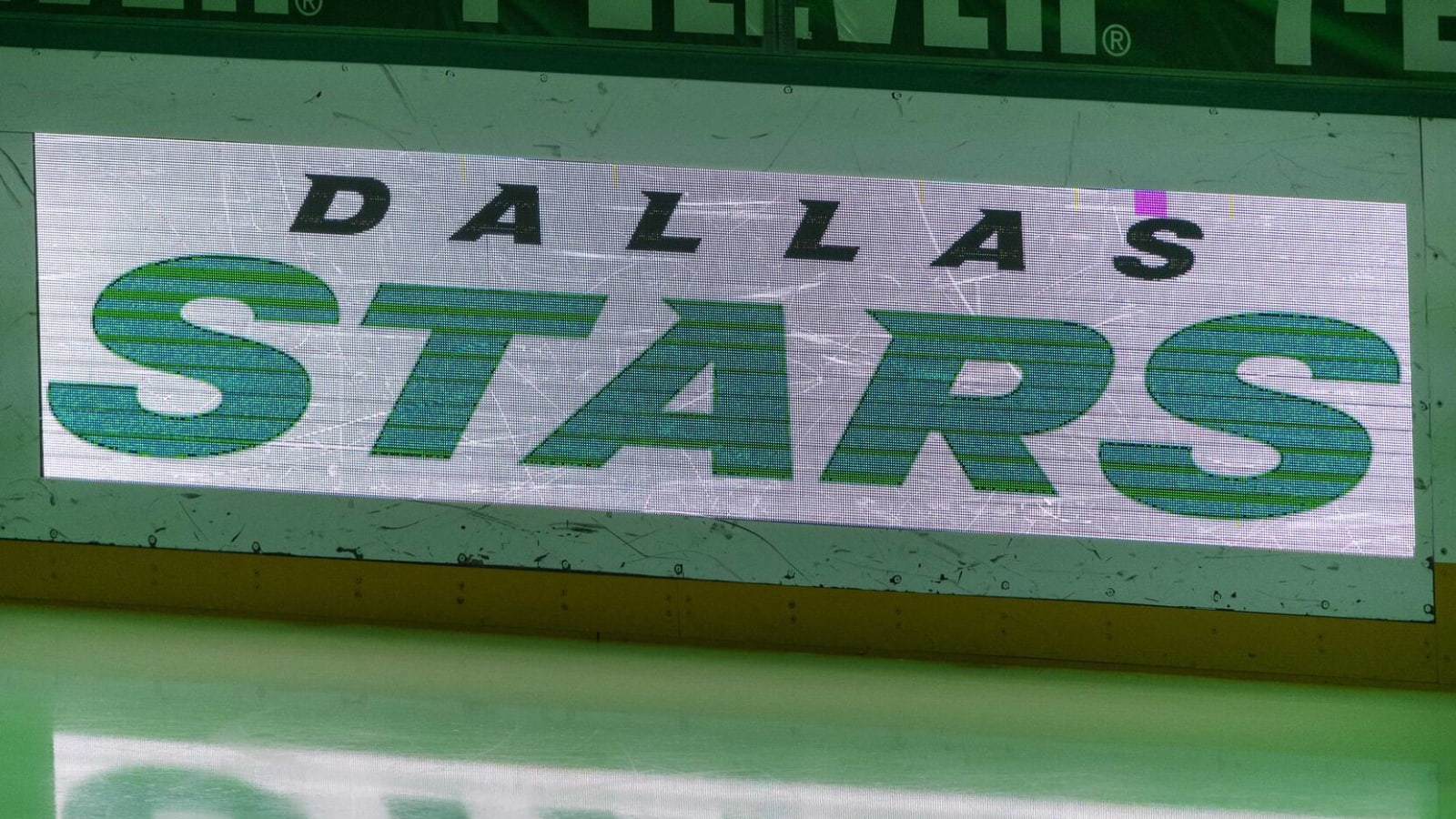 Stars re-sign GM Jim Nill to one-year contract extension