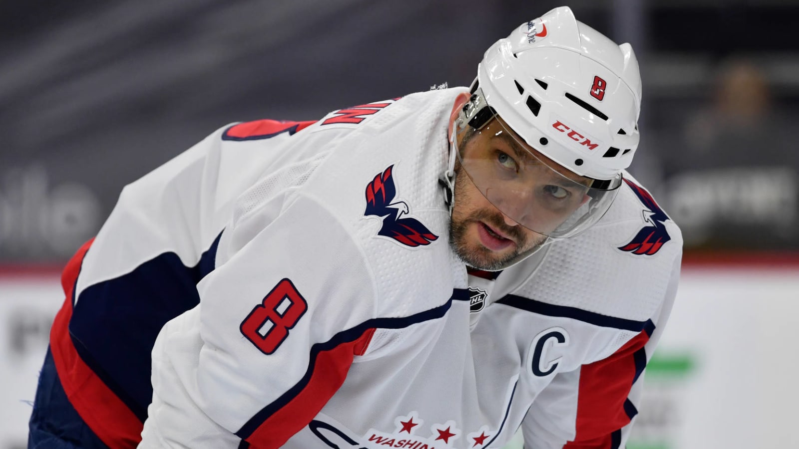 Alex Ovechkin day-to-day with lower body injury