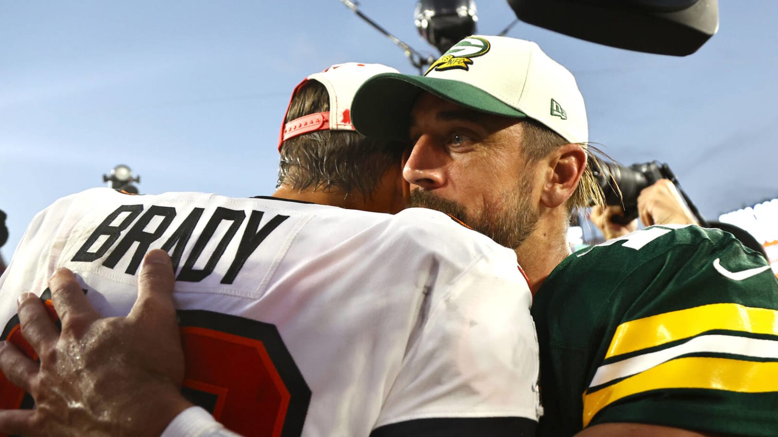 Tom Brady offers Aaron Rodgers advice on potential retirement