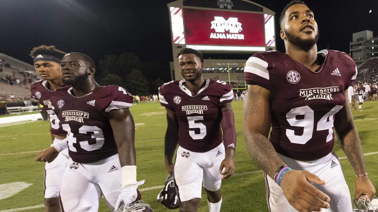 Watch: Mississippi State WR Osirus Mitchell makes incredible one-handed TD catch