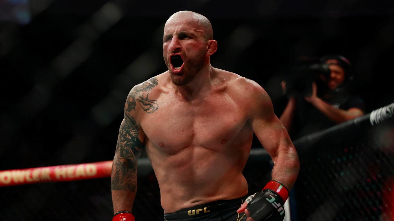 White willing to entertain Volkanovski’s two-division title hopes