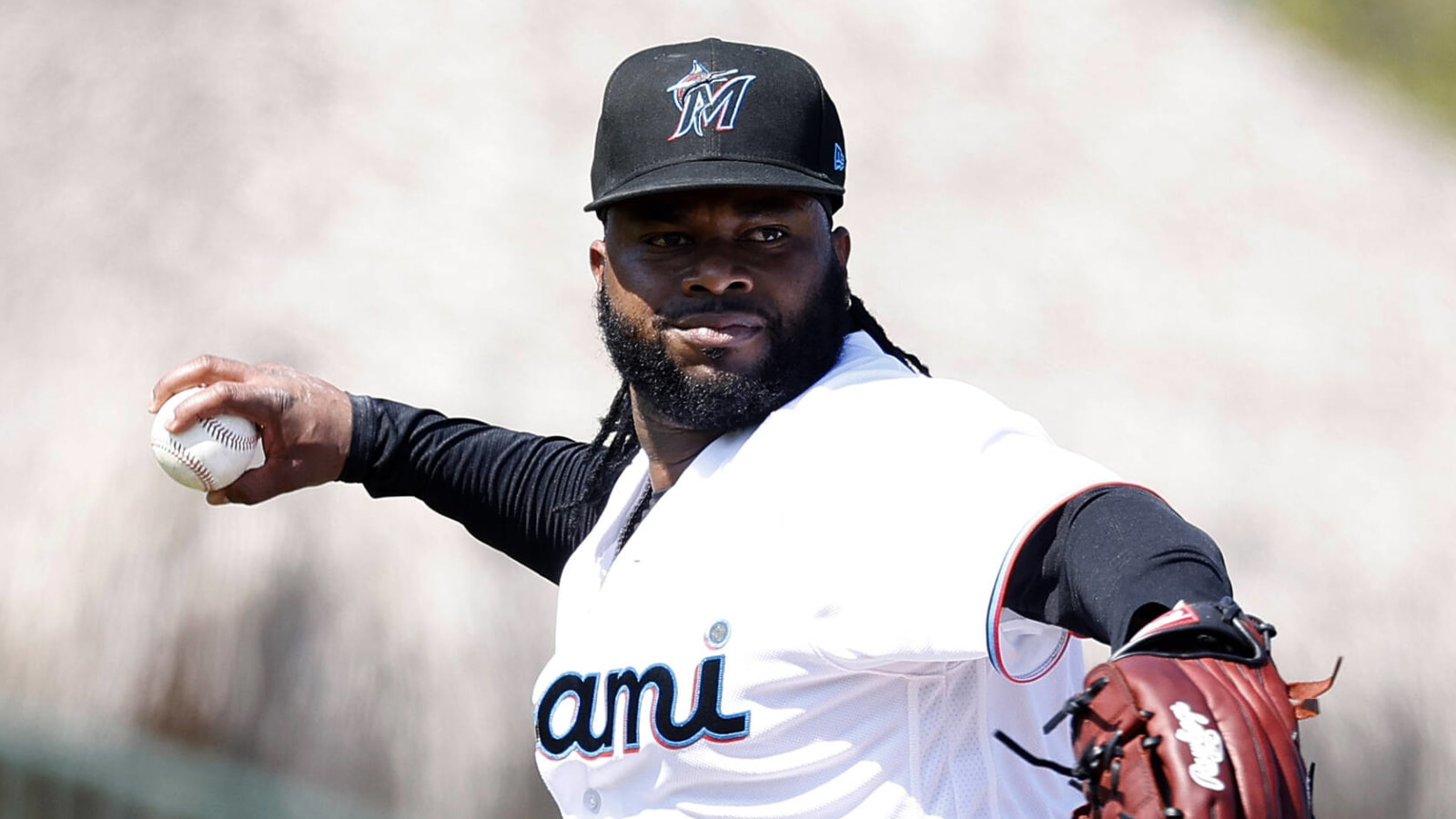 Marlins to place Johnny Cueto, Joey Wendle on IL