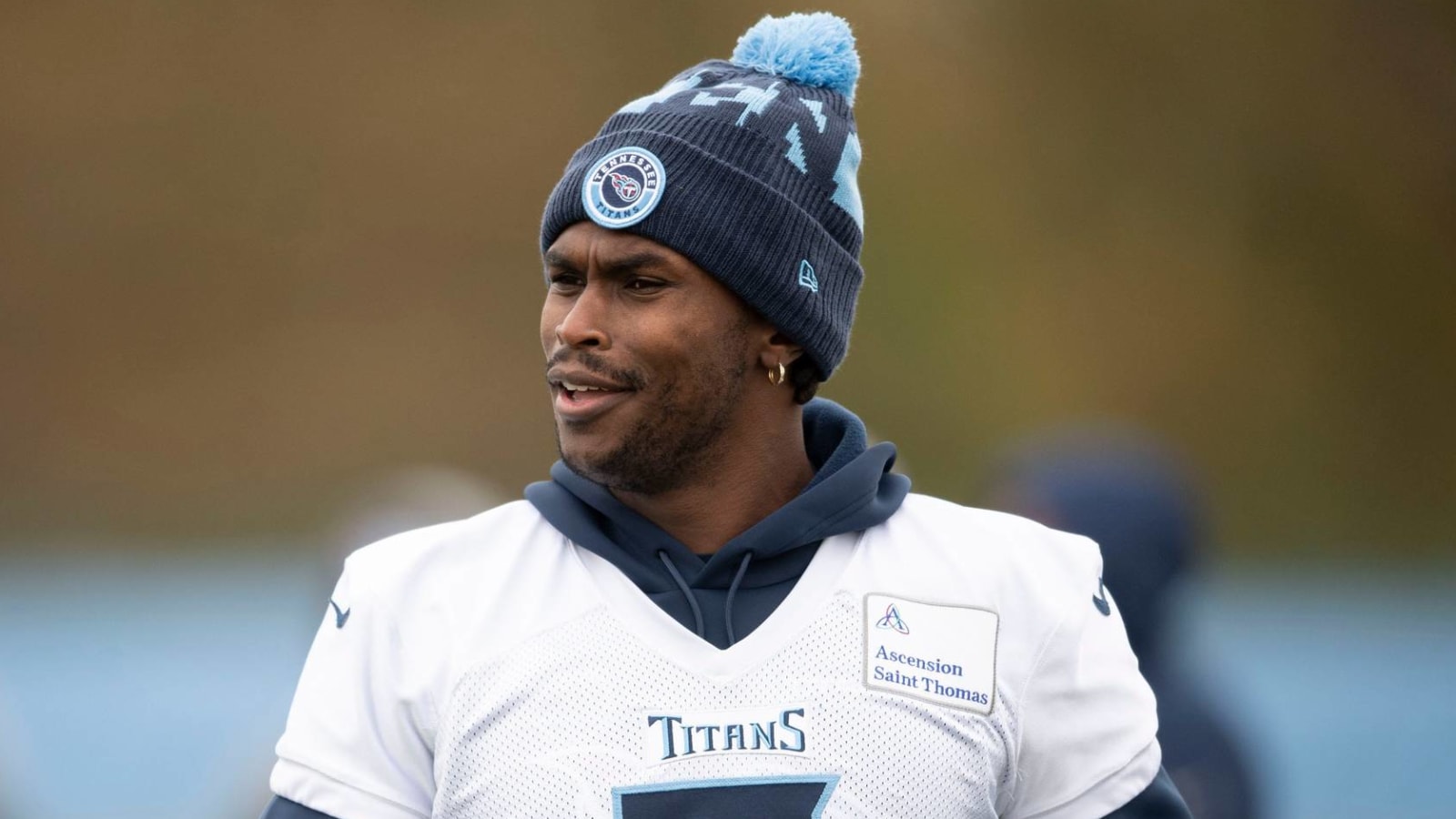 Titans place WR Julio Jones on IR with hamstring injury