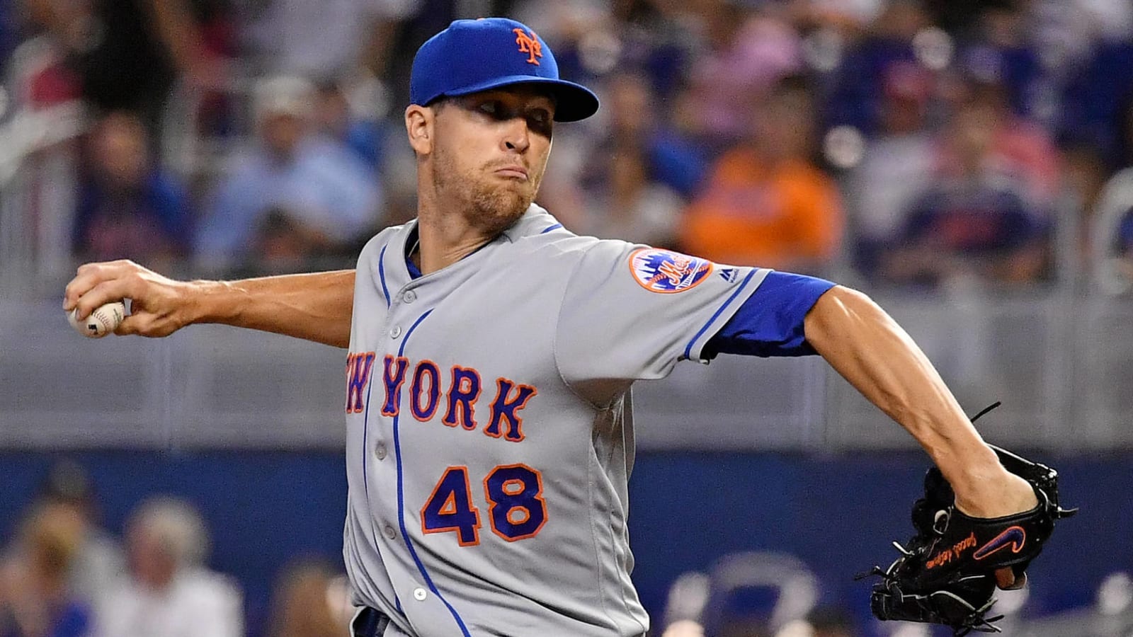 Mets' Jacob deGrom feeling better, wants to pitch Opening Day 