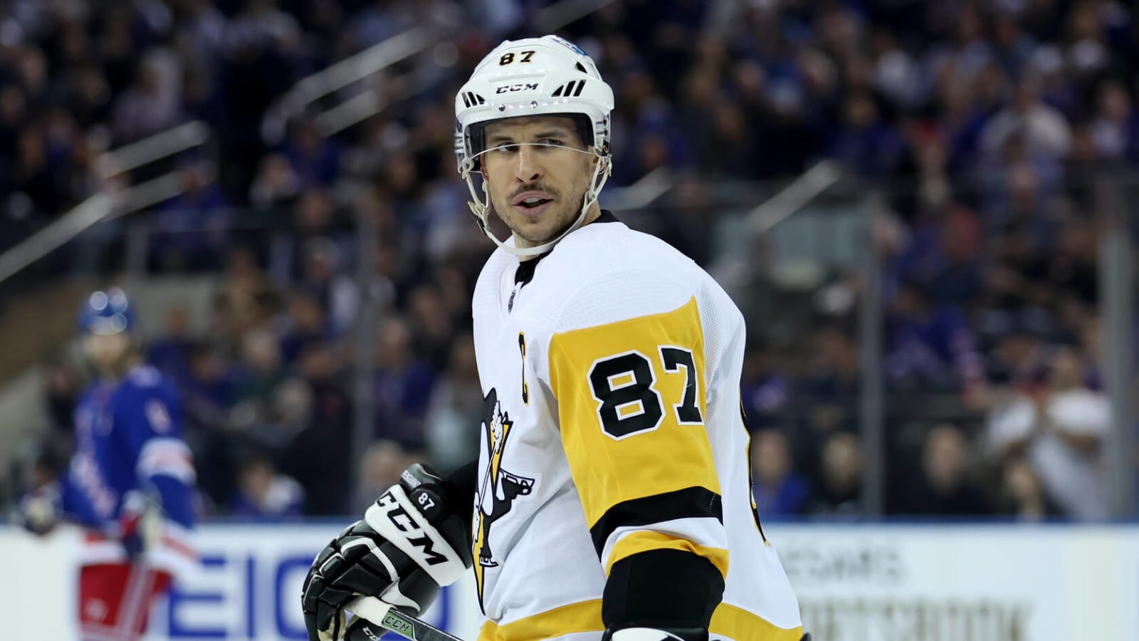 Penguins' Sidney Crosby plans to play for three more seasons