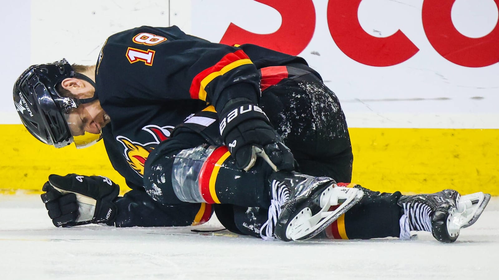Flames announce brutal injury news on veteran winger