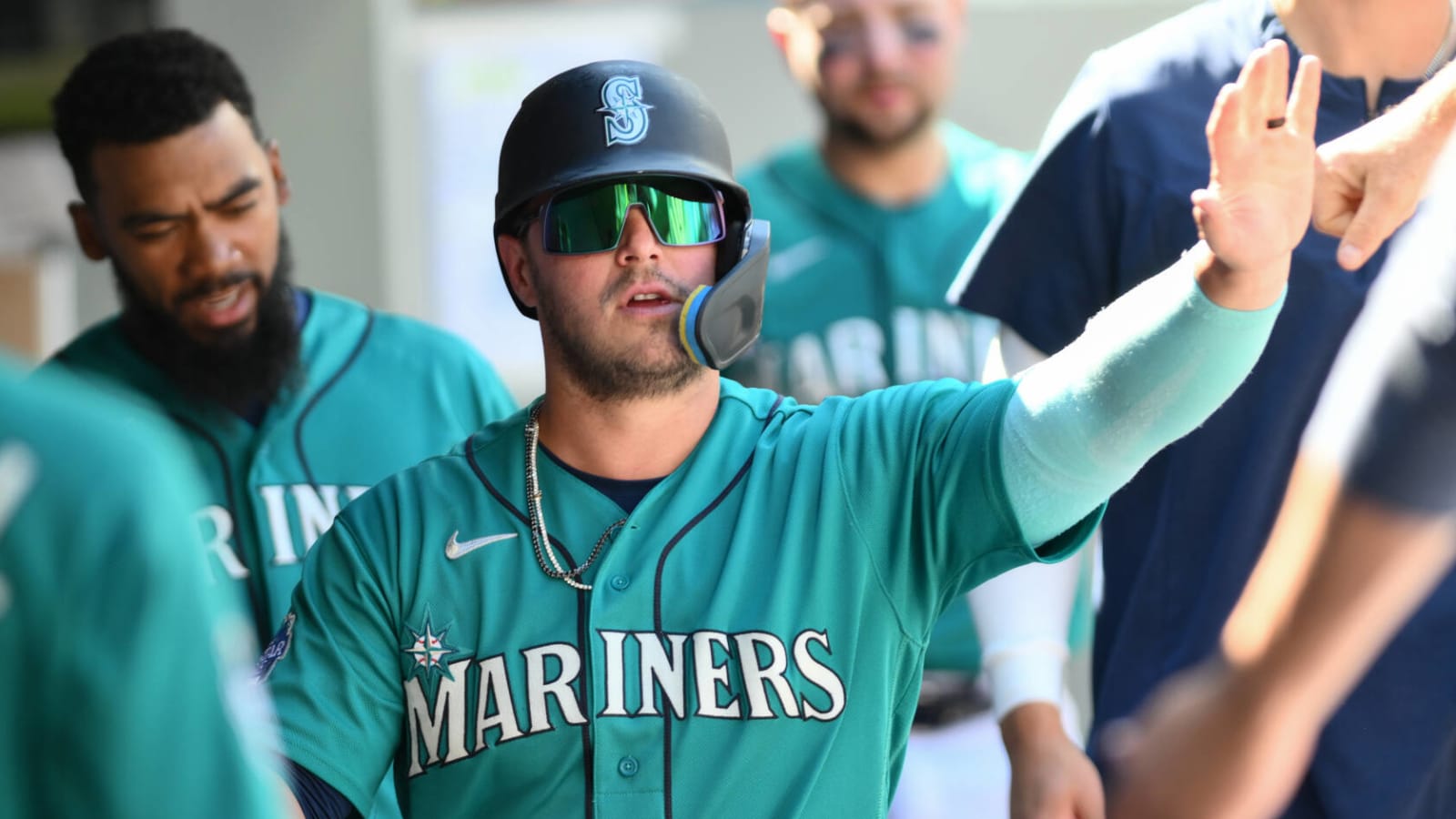 Report reveals which players Mariners are willing to listen to trade offers on