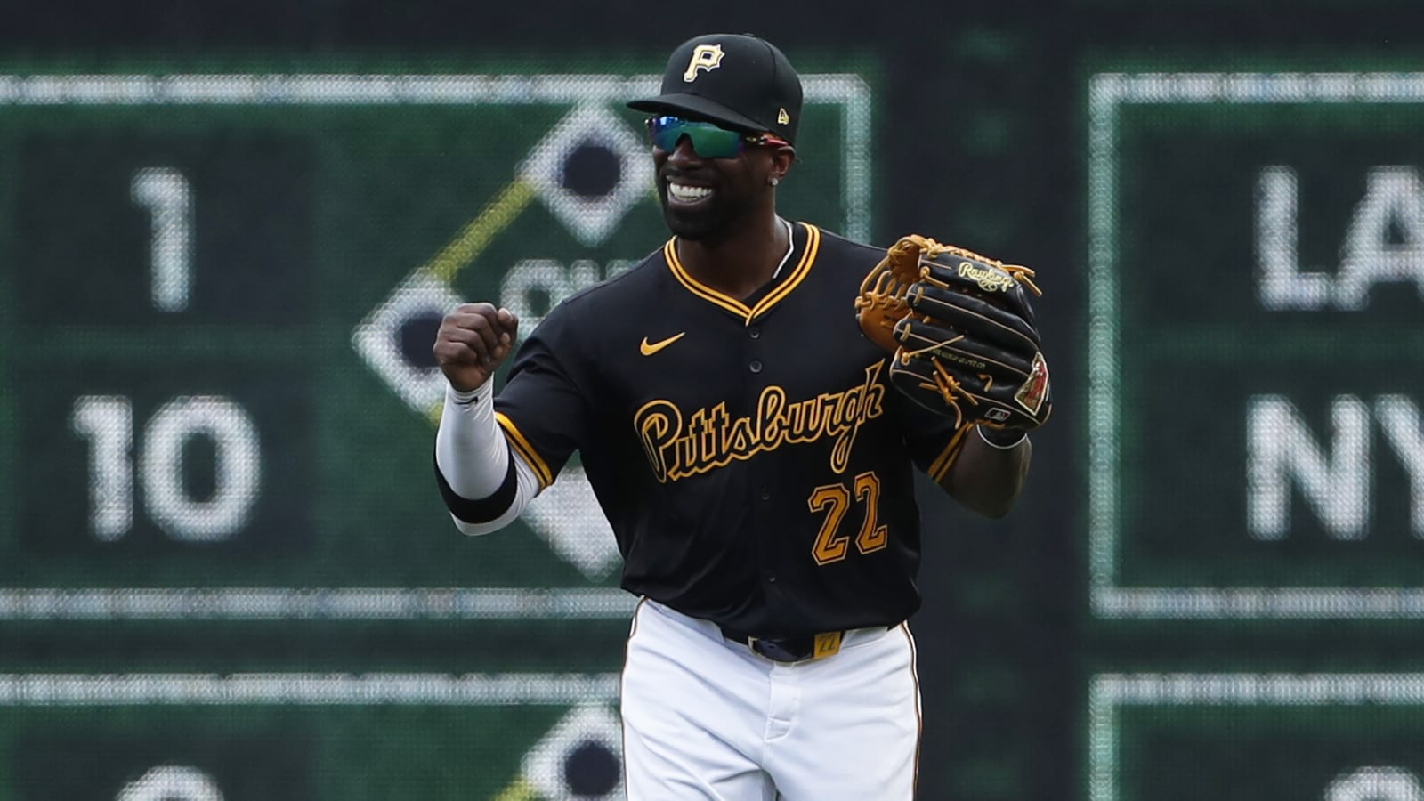 Former NL MVP discusses future of Pirates playing career