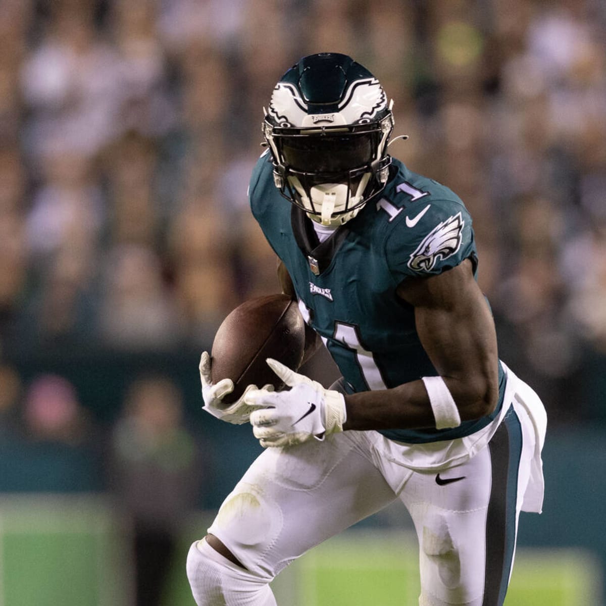 AJ Brown is an And1 mixtape at WR for the Eagles 