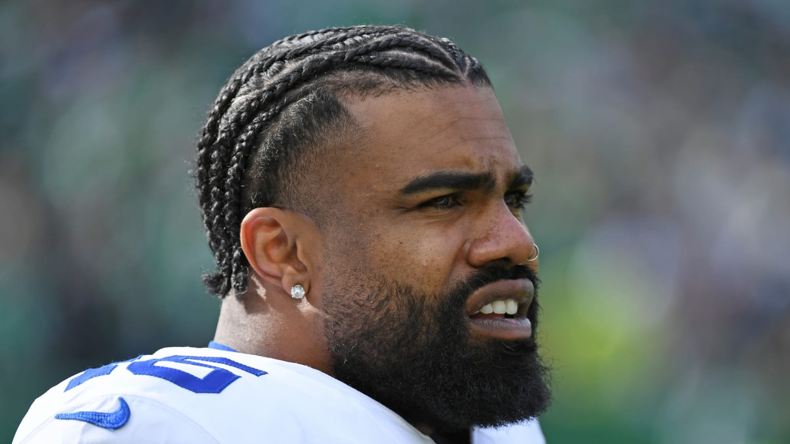 Chargers Signing RB Ezekiel Elliott